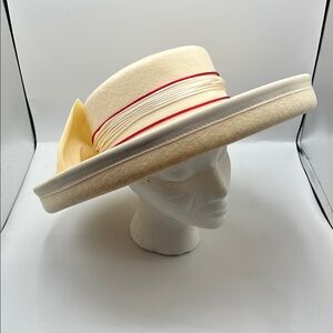 Jacqueline Ferrar Cream and Red Church/Kentucky Derby Hat with large Bow on Back